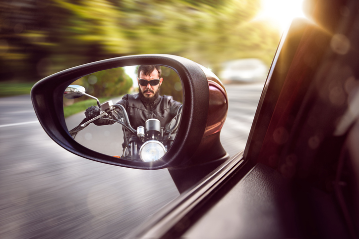 The 6 Lane-Splitting Guidelines All Motorcycle Drivers Should Follow