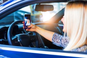 True or False: Women Are More Distracted When Driving Then Men Are