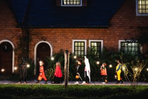 Learn How to Keep Your Kids Safe on Halloween Night